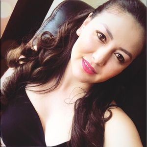 Meet your Posher, Melsi